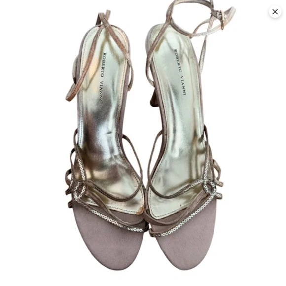 🍓3 for $45 - Nude & Gold Low/Mid Heel With Delicate Sequin Straps (9) - Picture 3 of 4